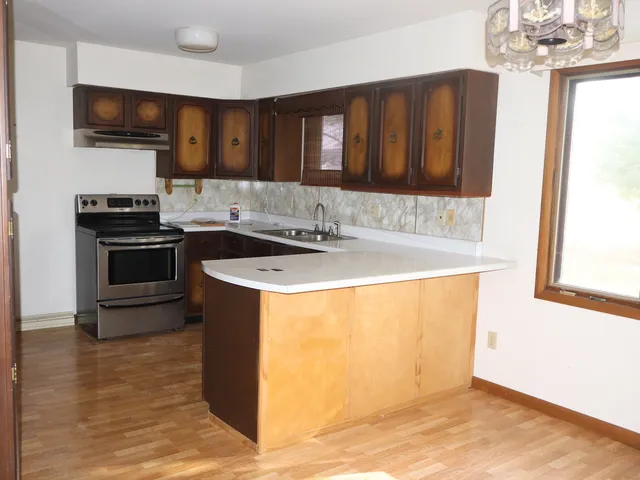 $175,000 | 1605 Sharon Road, Streator, IL 61364