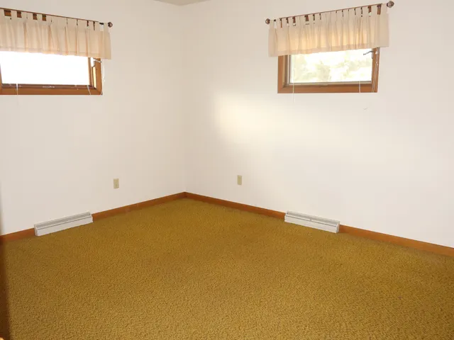 $175,000 | 1605 Sharon Road, Streator, IL 61364