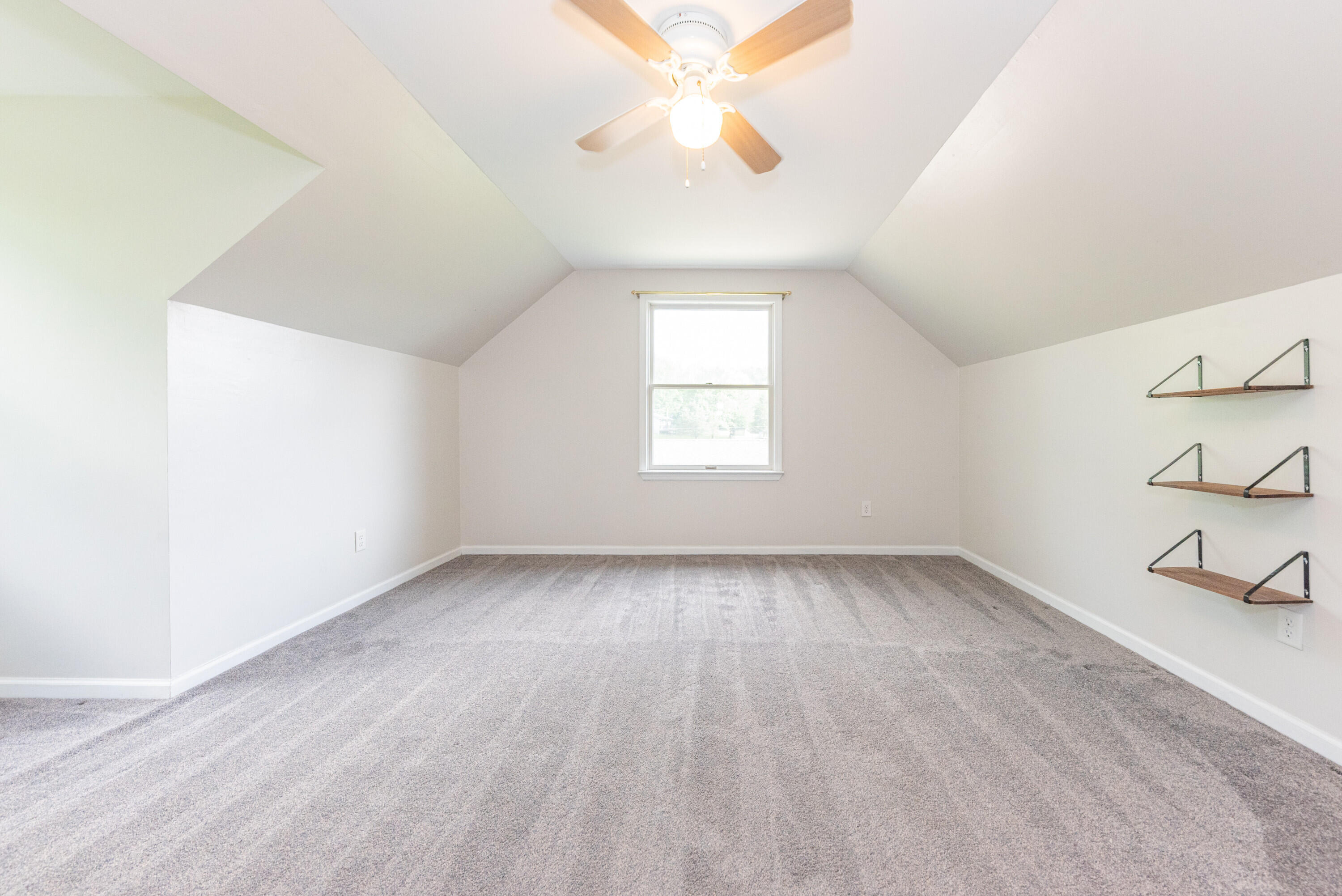 4625 Loveland Road Chelsea, MI 48118 - Photo 27 of 51 040_52