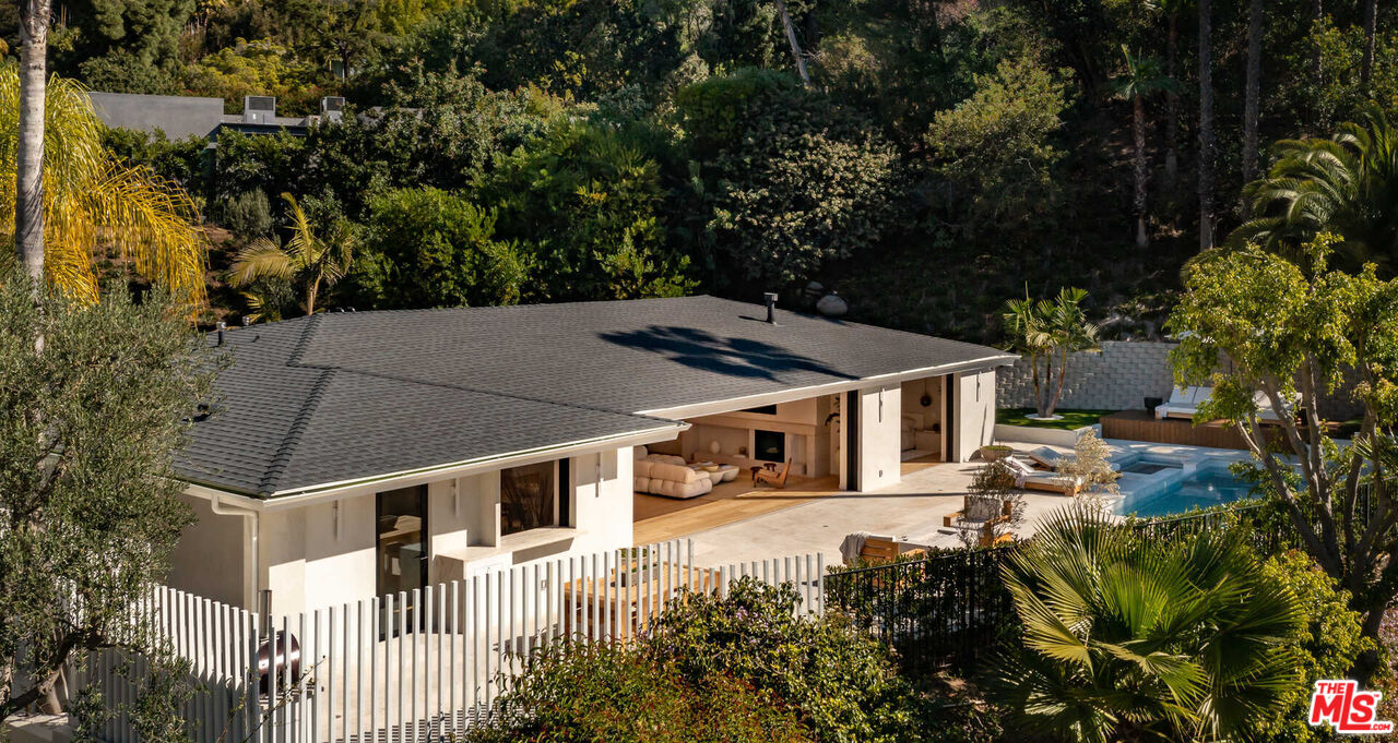 1718 Rising Glen Road Los Angeles, CA 90069 - Photo 19 of 19 a view of a house with a small yard