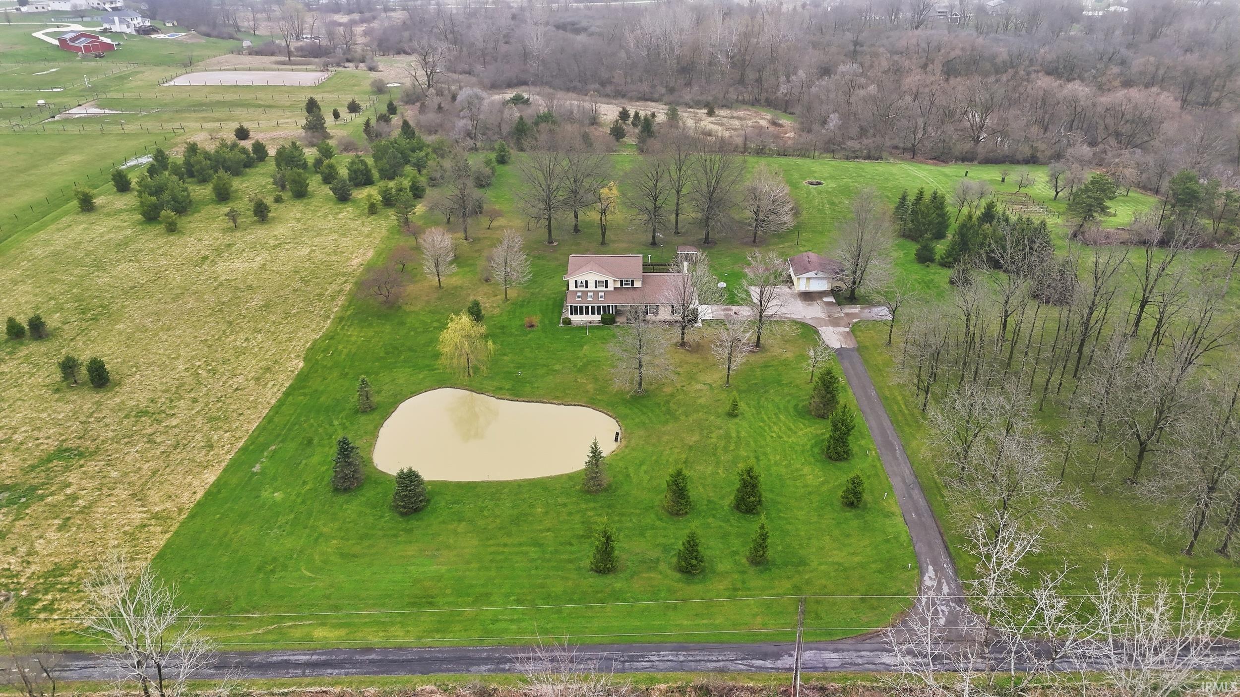 18832 Amstutz Road Auburn, IN 46706 - Photo 5 of 36