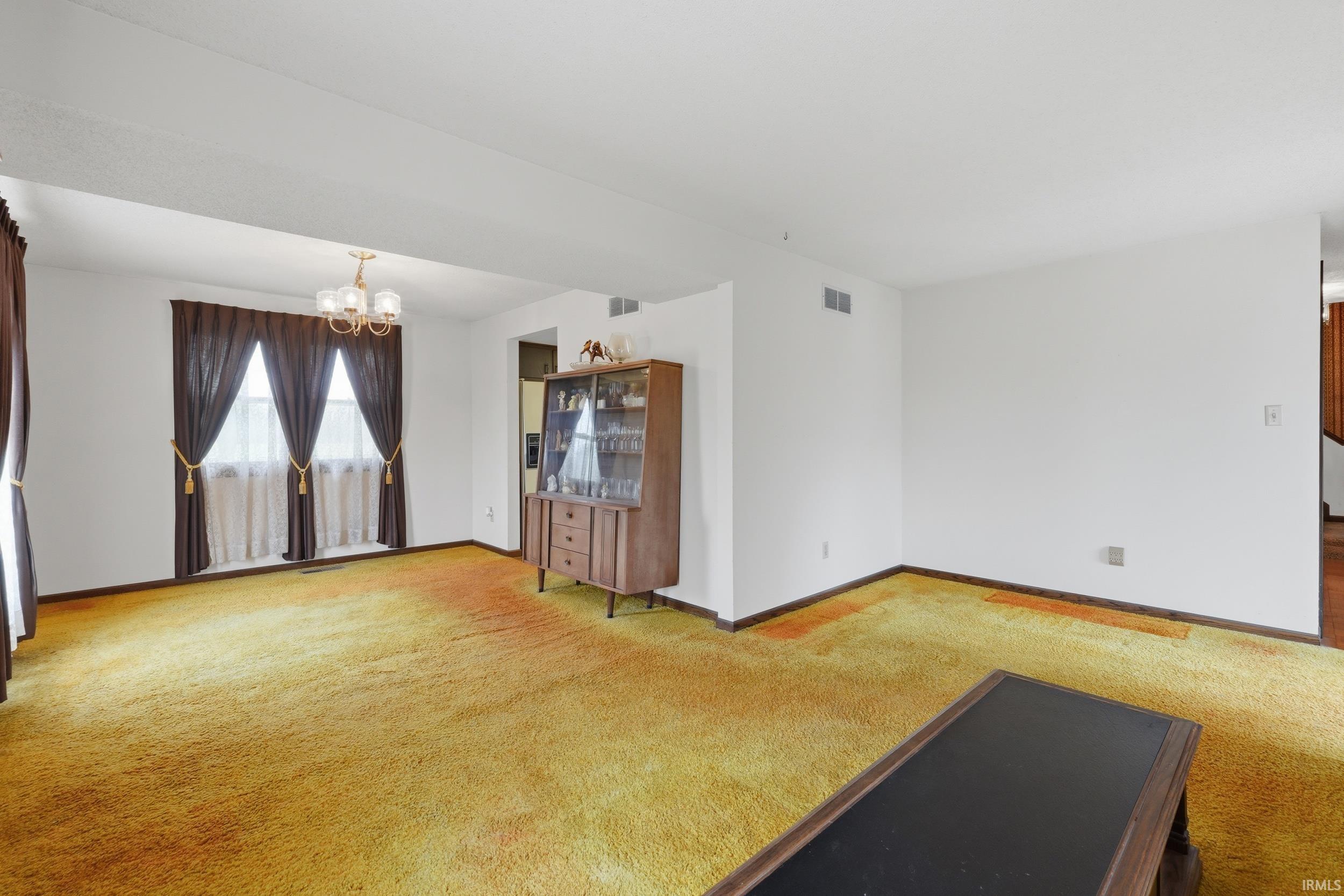 18832 Amstutz Road Auburn, IN 46706 - Photo 8 of 36