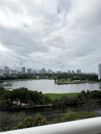 $2,995 | Aventura, Aventura, FL 33180