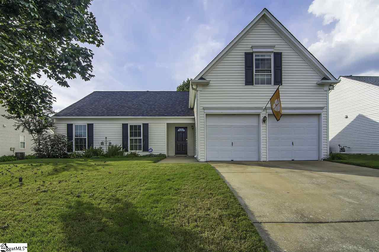 201 Woolridge Way Greer, SC 29650 - Photo 1 of 27 Gallery Image 1