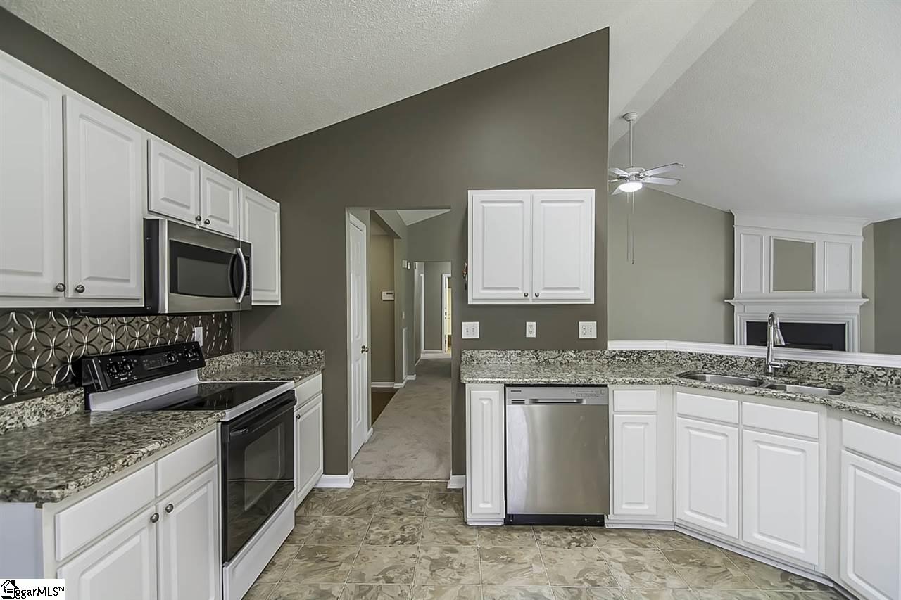 201 Woolridge Way Greer, SC 29650 - Photo 11 of 27 Gallery Image 11