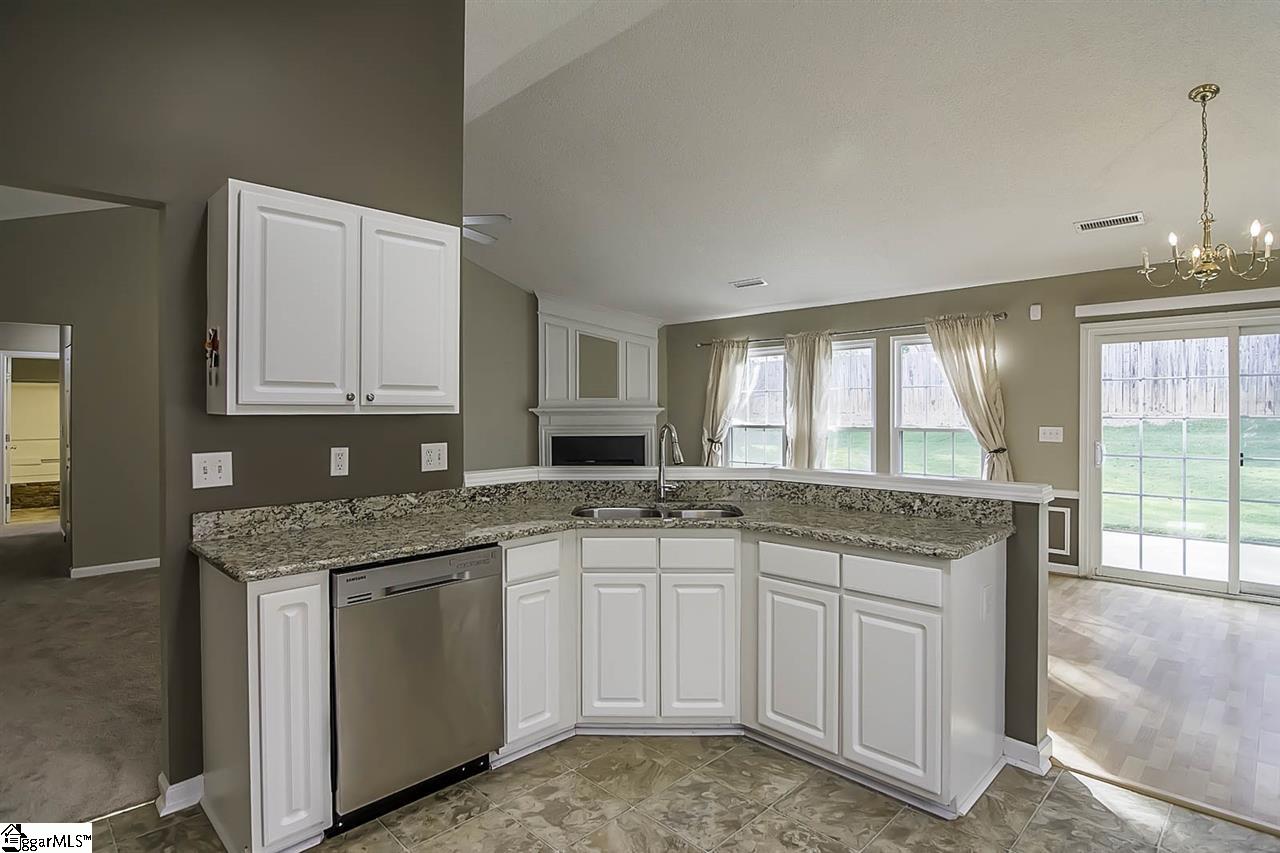 201 Woolridge Way Greer, SC 29650 - Photo 12 of 27 Gallery Image 12