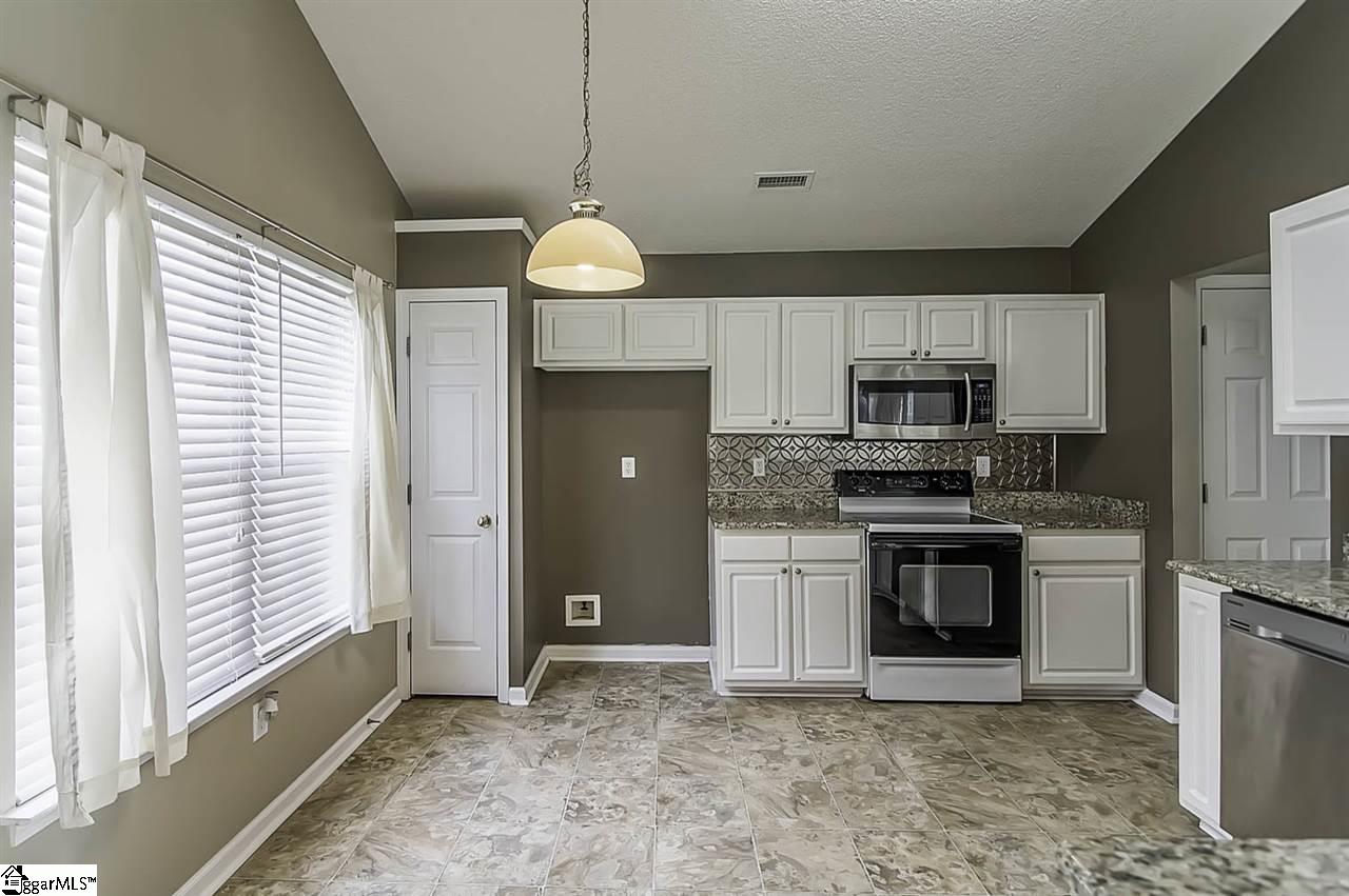 201 Woolridge Way Greer, SC 29650 - Photo 9 of 27 Gallery Image 9