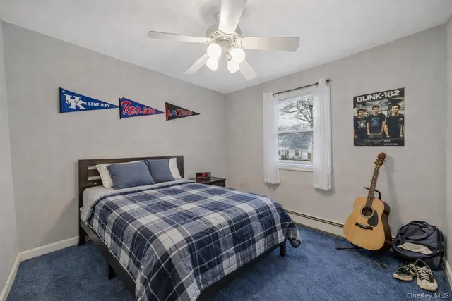 $579,999 | 7 Poinsetta Avenue, Middle Island, NY 11953