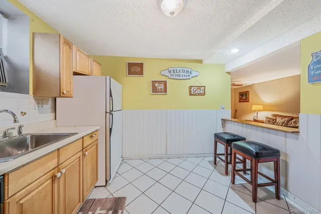 $579,999 | 7 Poinsetta Avenue, Middle Island, NY 11953