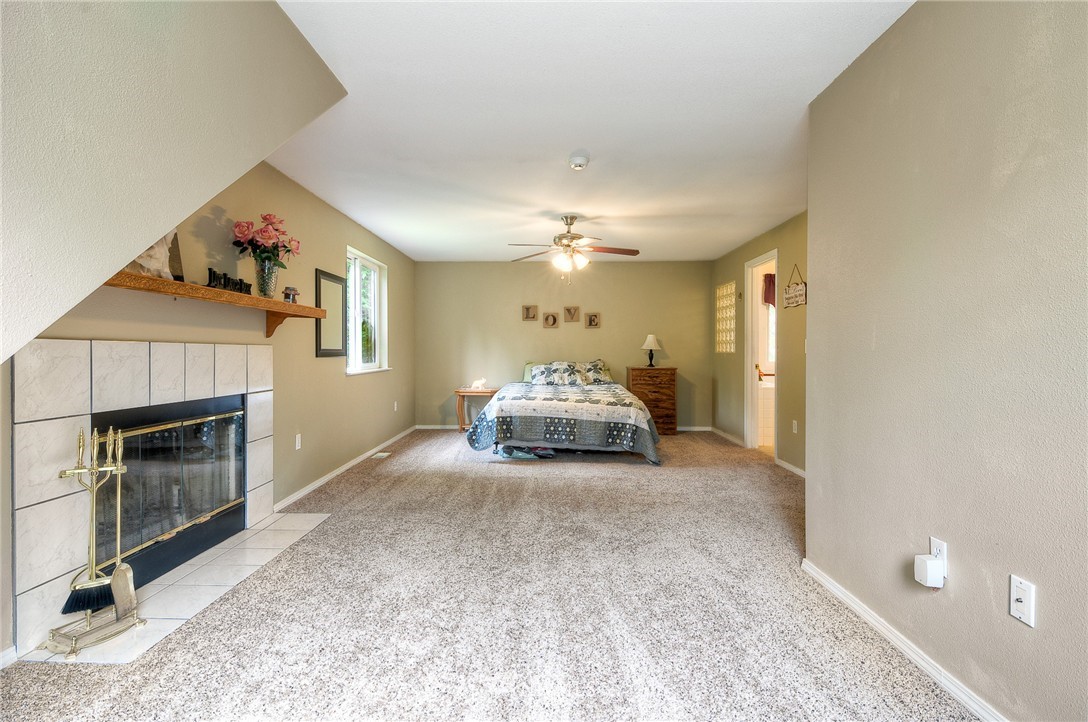 25409 Fiske Road East Orting, WA 98360 - Photo 14 of 25