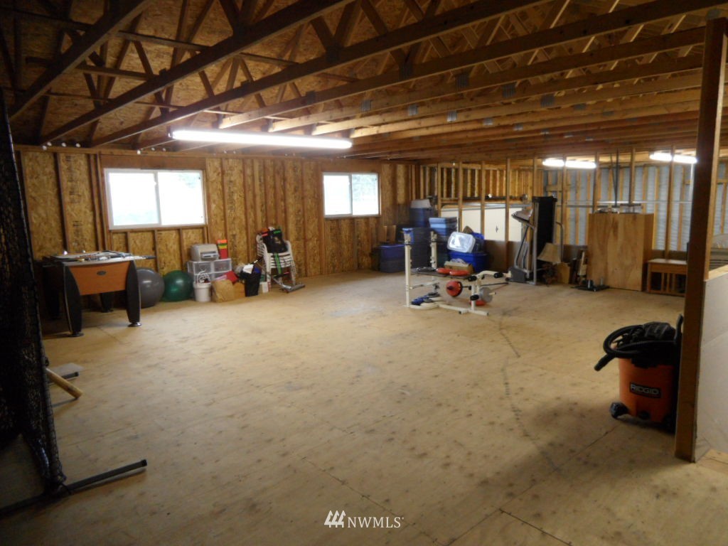 17446 Crowder Road Southeast Tenino, WA 98589 - Photo 14 of 15 Gallery Image 14
