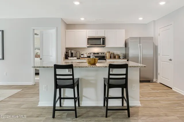 $2,620 | 107 Little Doe Place Southwest, Unit HAYDEN, Supply, NC 28462