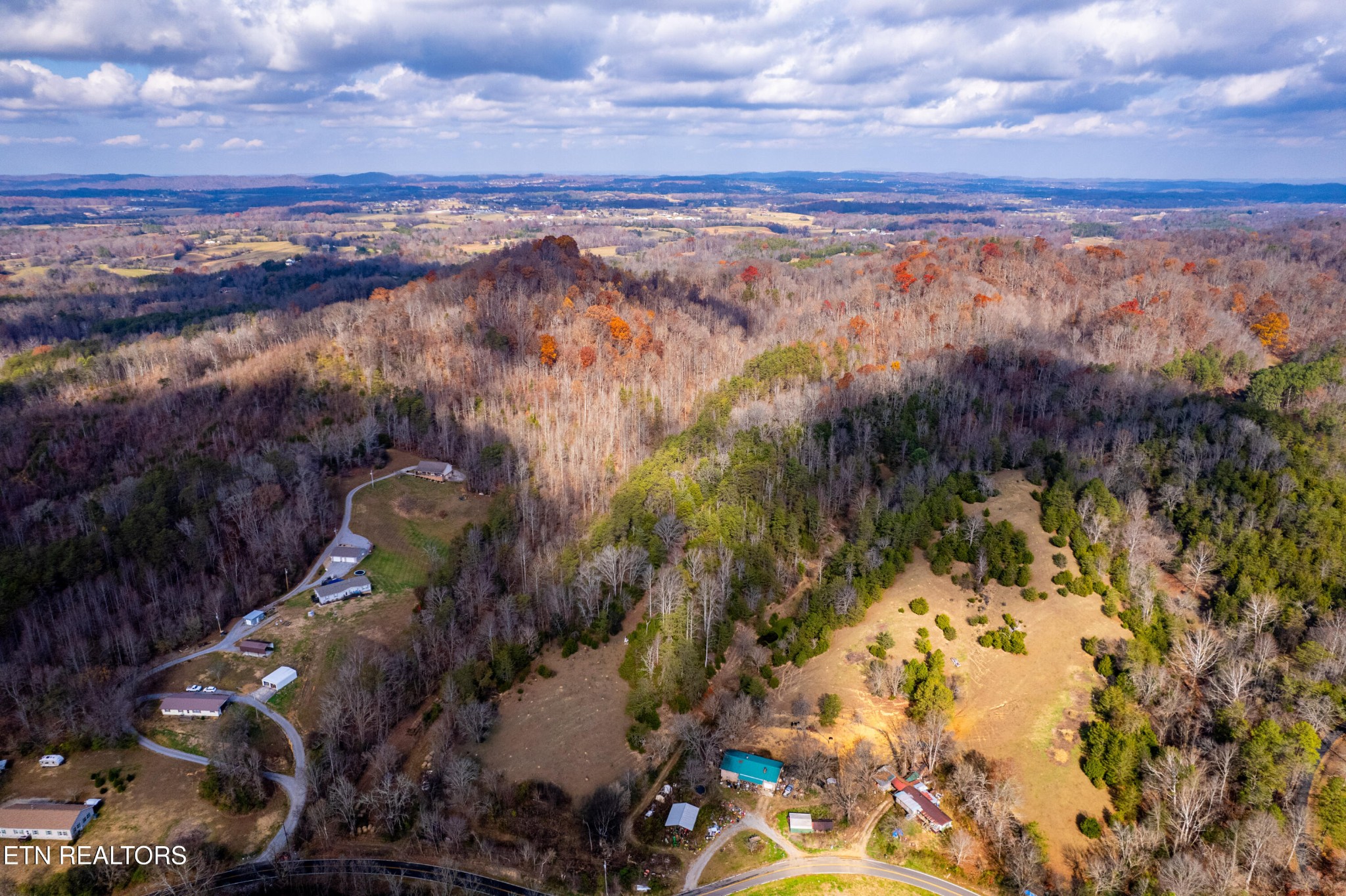 1858 Old Chilhowee Road Seymour, TN 37865 - Photo 12 of 19 Gallery Image 12