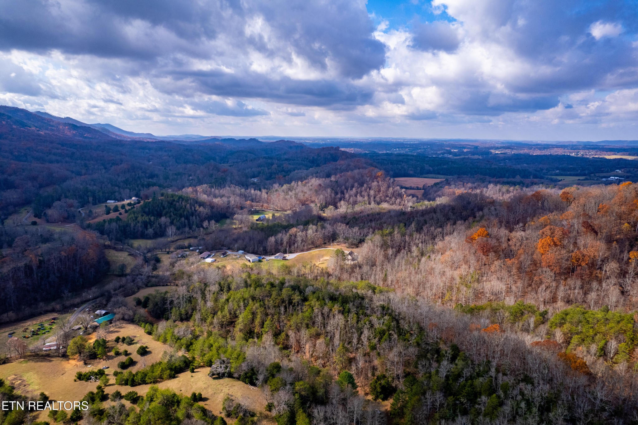 1858 Old Chilhowee Road Seymour, TN 37865 - Photo 16 of 19 Gallery Image 16