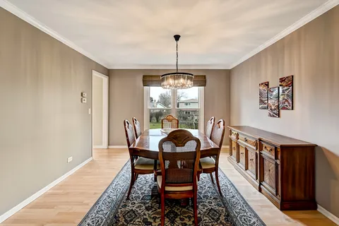 $750,000 | 1770 Windmill Court, Addison, IL 60101