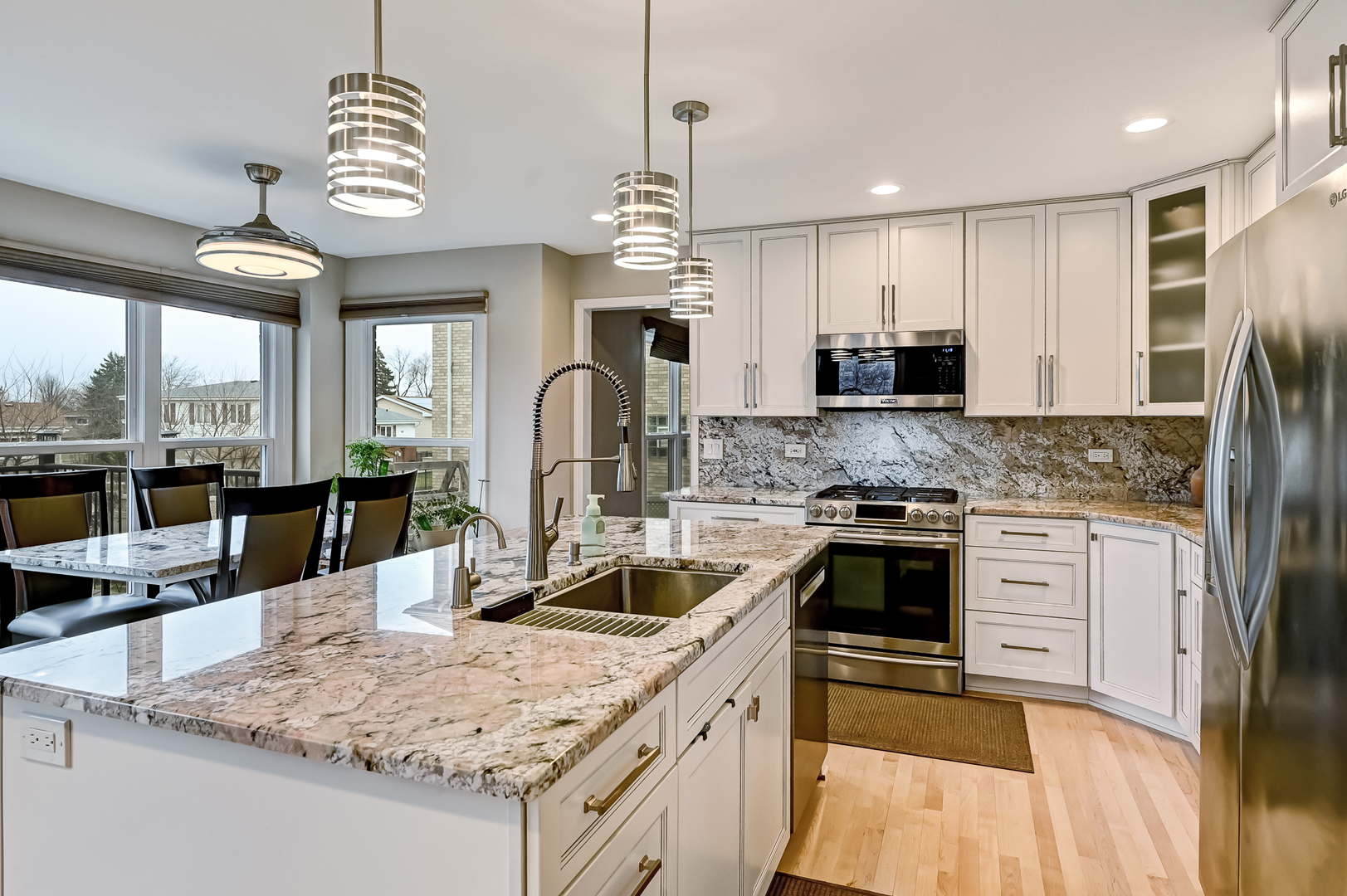 1770 Windmill Court Addison, IL 60101 - Photo 9 of 58