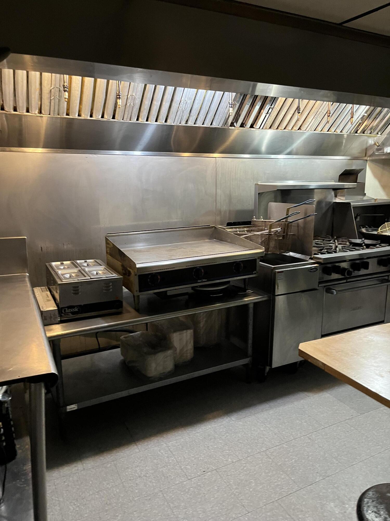 1716 Main Street Mapleton, ME 04757 - Photo 13 of 27 Kitchen (3)