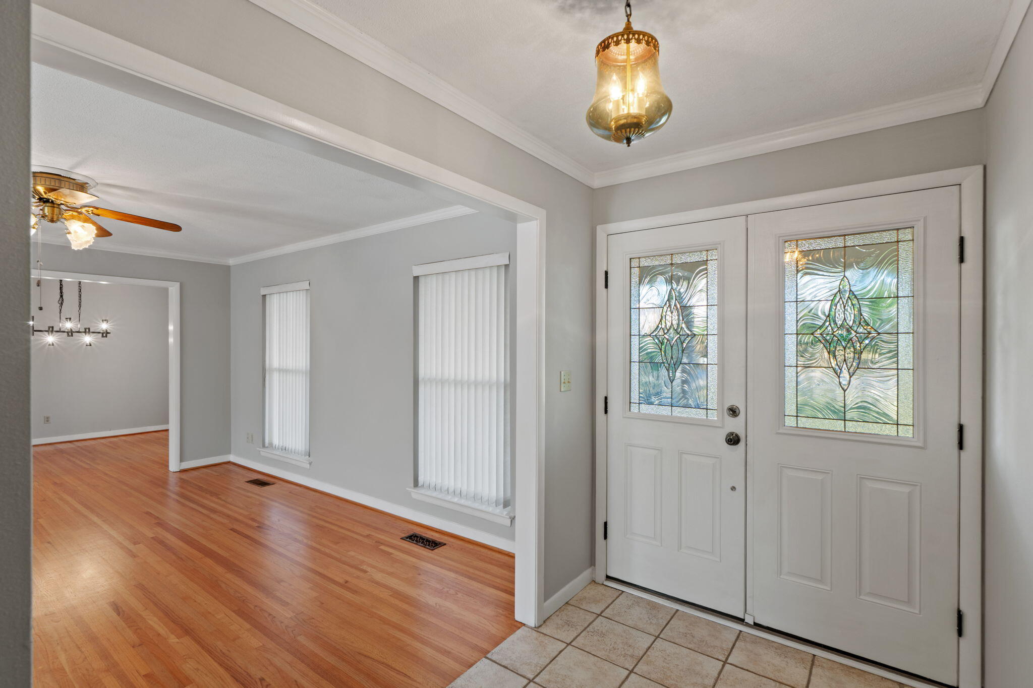 20 Linwood Road Northwest Fort Walton Beach, FL 32547 - Photo 7 of 33 wooden floor in an empty room with a window