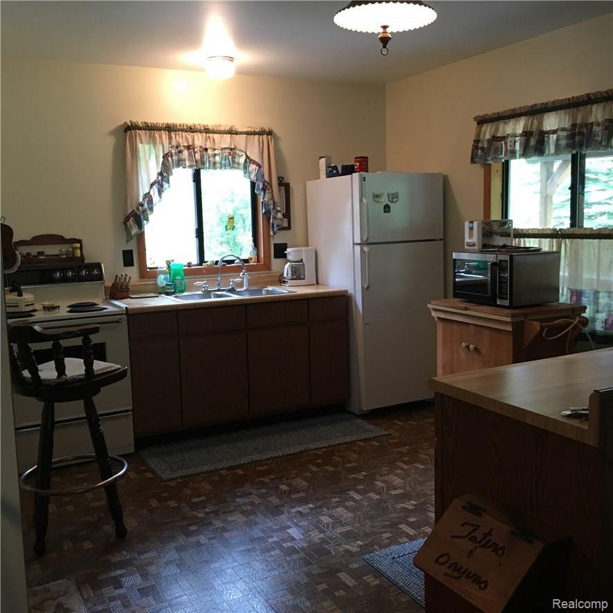 4157 North Markey Road Roscommon, MI 48653 - Photo 10 of 20 IMG_0751.JPG