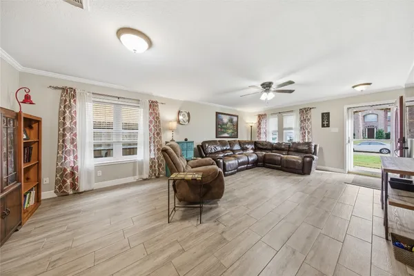 $354,990 | 13506 Spring Court, Tomball, TX 77375