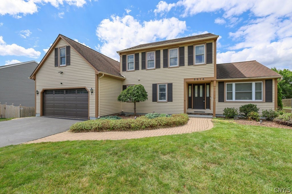 5814 Innsbruck Road East Syracuse, NY 13057 - Photo 1 of 47 Gallery Image 1