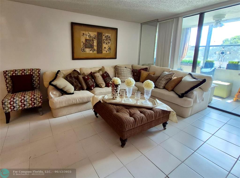 2840 Somerset Drive, Unit 208M Lauderdale Lakes, FL 33311 - Photo 20 of 25