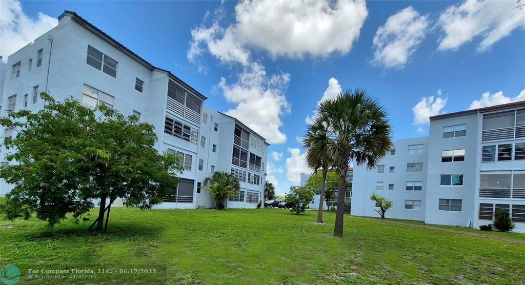 2840 Somerset Drive, Unit 208M Lauderdale Lakes, FL 33311 - Photo 2 of 25