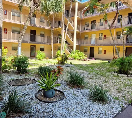 $98,750 | 2840 Somerset Drive, Unit 208M, Lauderdale Lakes, FL 33311