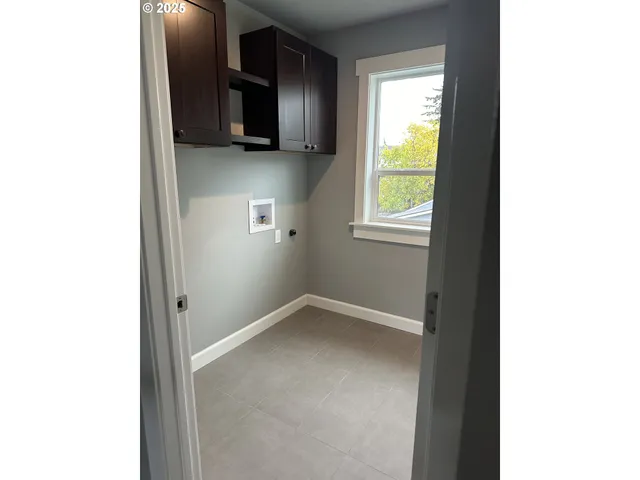 $649,000 | 11830 Southeast Schiller Street, Portland, OR 97266