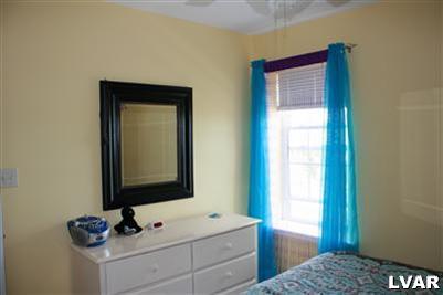 1102 Old Gate Road Northampton, PA 18067 - Photo 9 of 23 Gallery Image 9