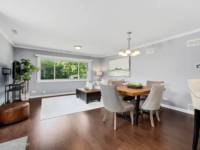 $719,000 | 5524 South Bruner Street, Hinsdale, IL 60521