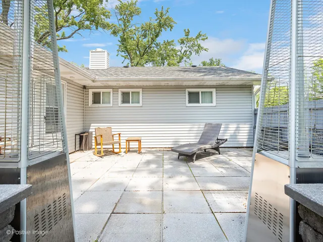 $719,000 | 5524 South Bruner Street, Hinsdale, IL 60521