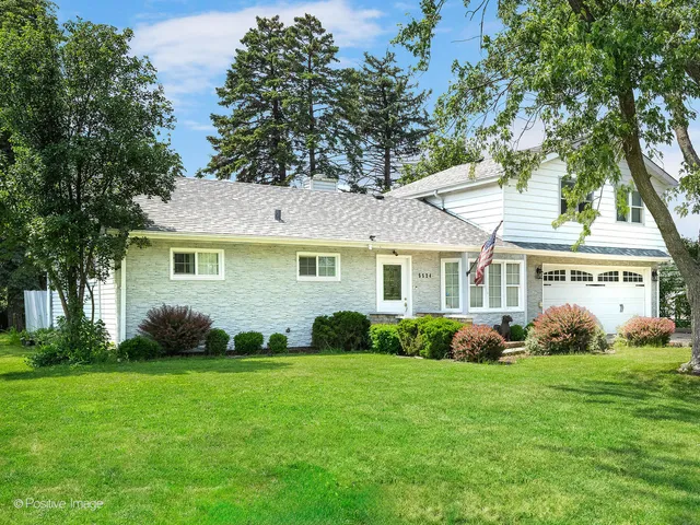 $719,000 | 5524 South Bruner Street, Hinsdale, IL 60521