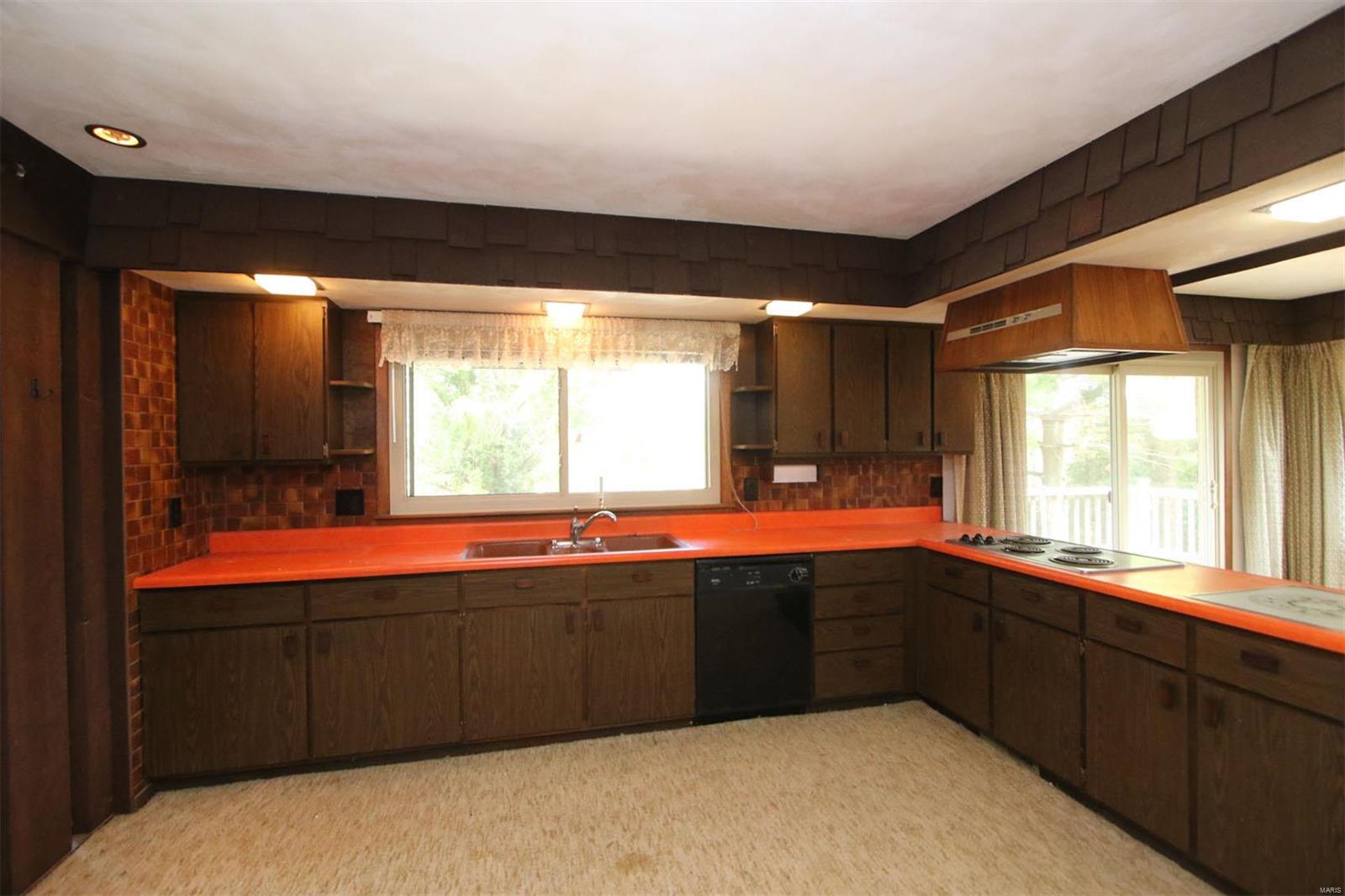 5376 Seminary Road Alton, IL 62002 - Photo 26 of 47 Gallery Image 26