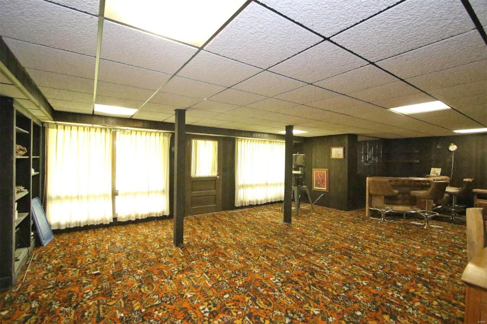 5376 Seminary Road Alton, IL 62002 - Photo 41 of 47 Gallery Image 41