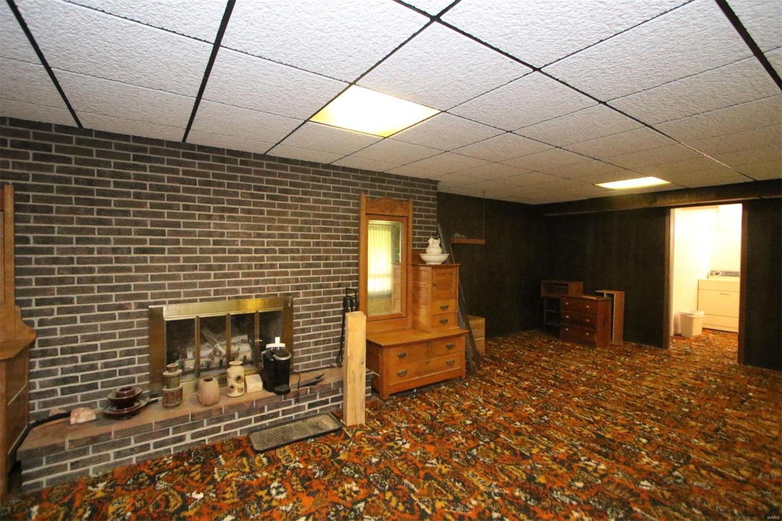 5376 Seminary Road Alton, IL 62002 - Photo 42 of 47 Gallery Image 42