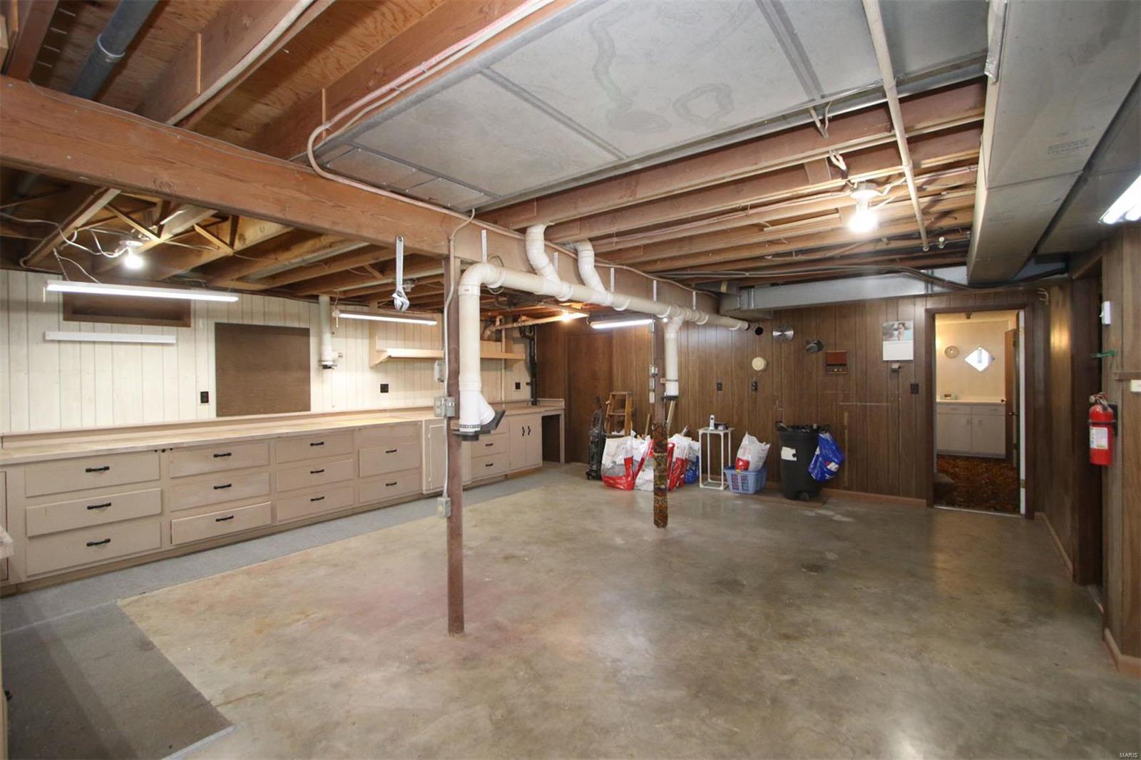 5376 Seminary Road Alton, IL 62002 - Photo 45 of 47 Gallery Image 45