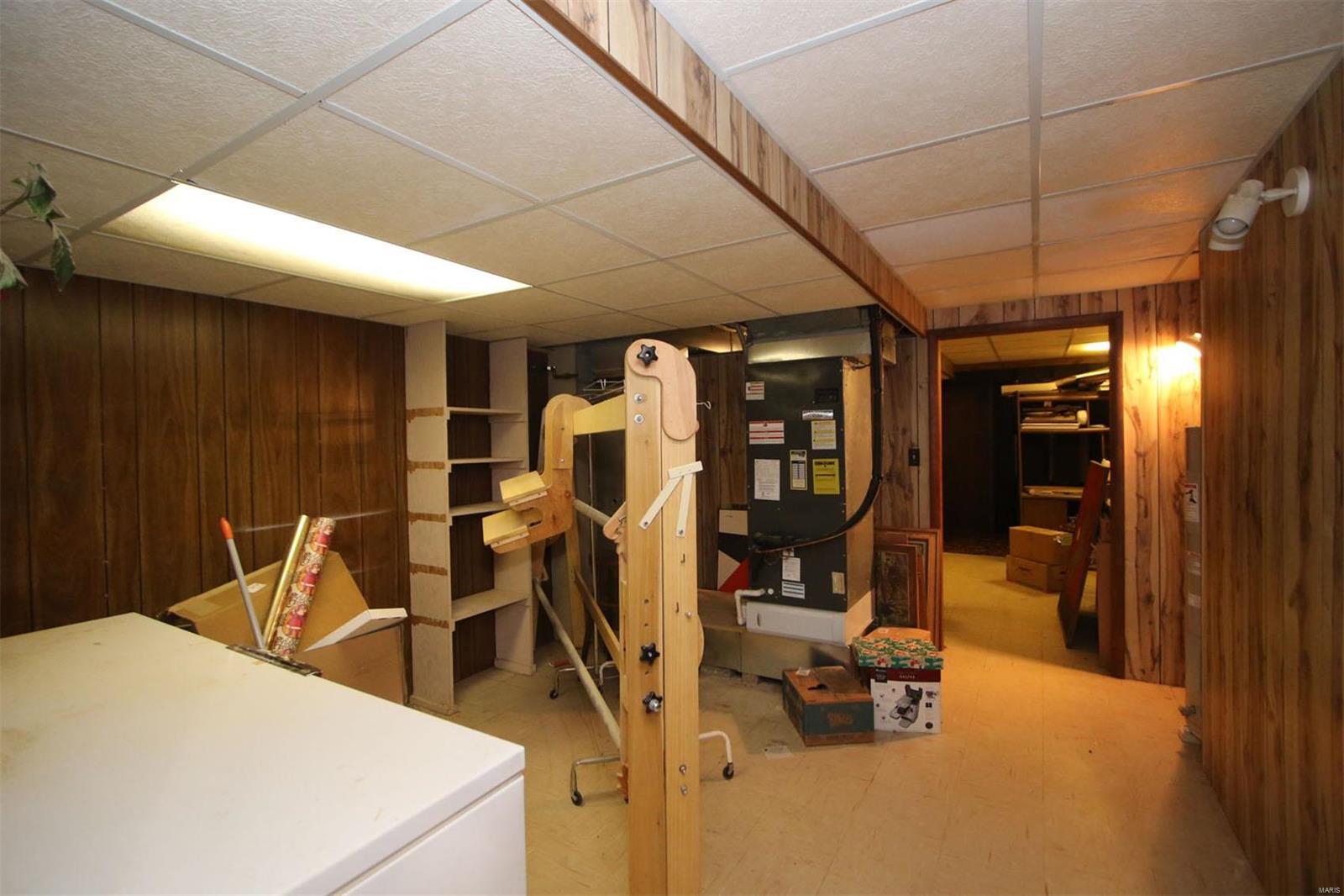 5376 Seminary Road Alton, IL 62002 - Photo 46 of 47 Gallery Image 46