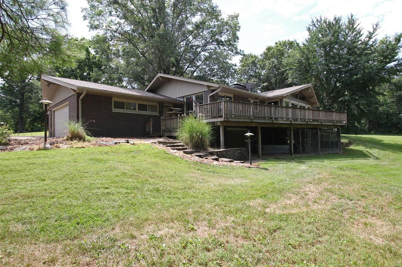 5376 Seminary Road Alton, IL 62002 - Photo 8 of 47 Gallery Image 8