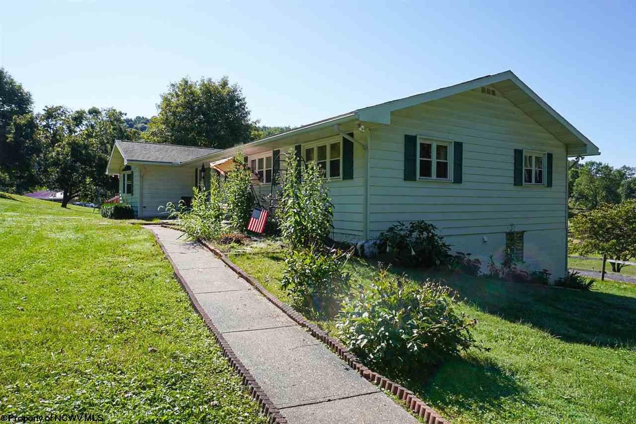 3537 Smithtown Road Morgantown, WV 26508 - Photo 3 of 24 Gallery Image 3
