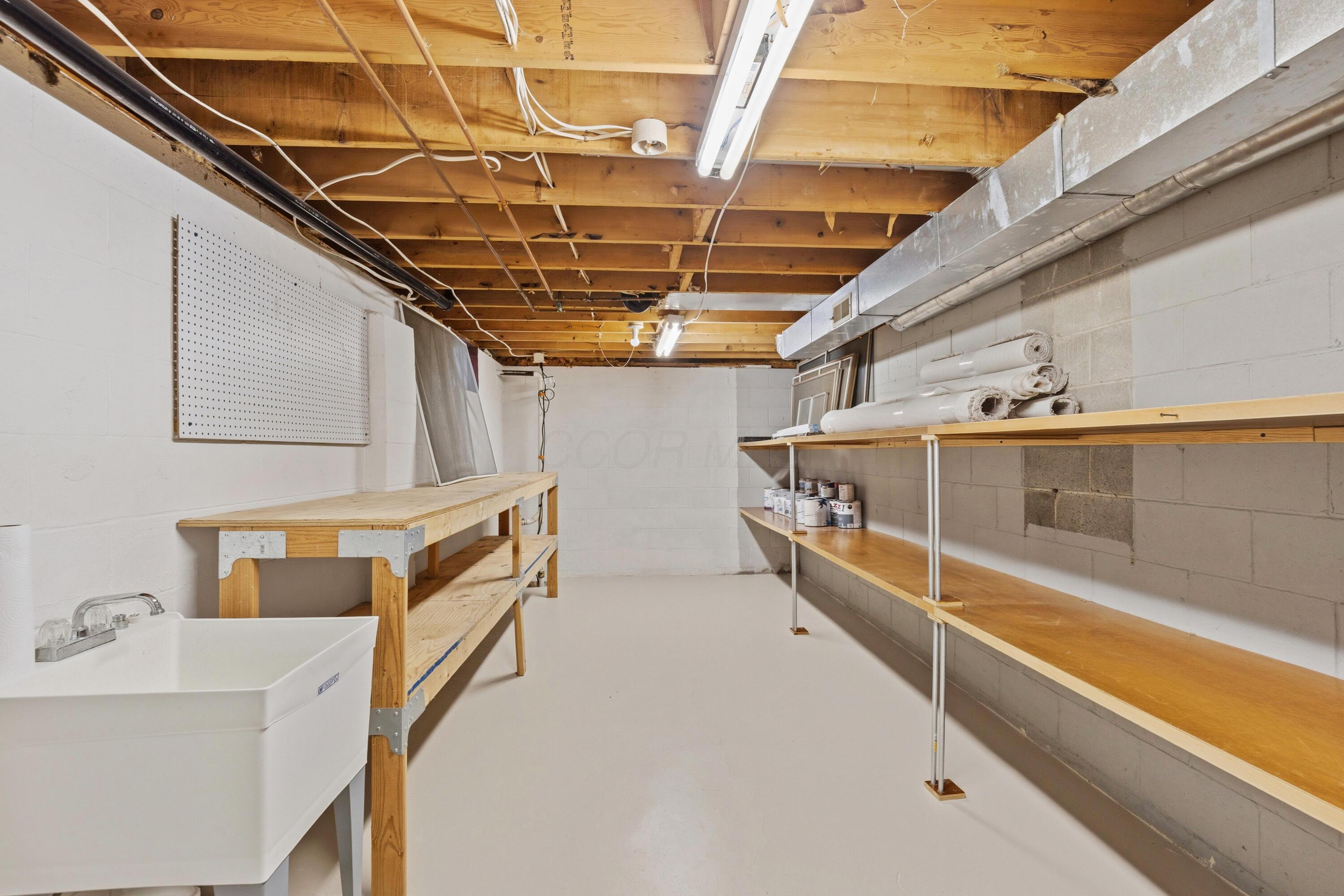 250 Devon Road Delaware, OH 43015 - Photo 47 of 65 AF1A0455