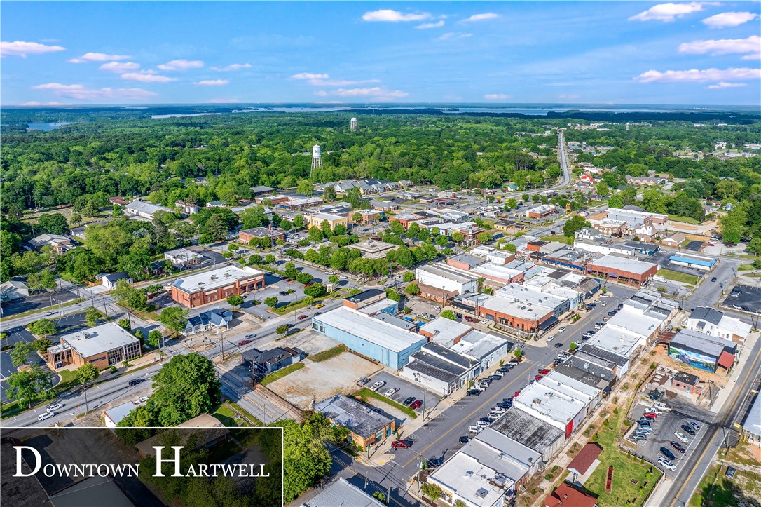 516 Winding Way Hartwell, GA 30643 - Photo 45 of 50 Aerial of down town Hartwell