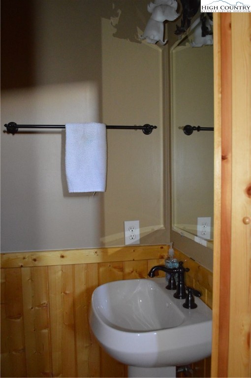 405 Bear Den Road Sparta, NC 28675 - Photo 20 of 44 Gallery Image 20