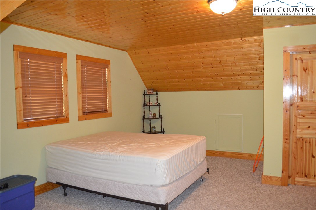 405 Bear Den Road Sparta, NC 28675 - Photo 26 of 44 Gallery Image 26