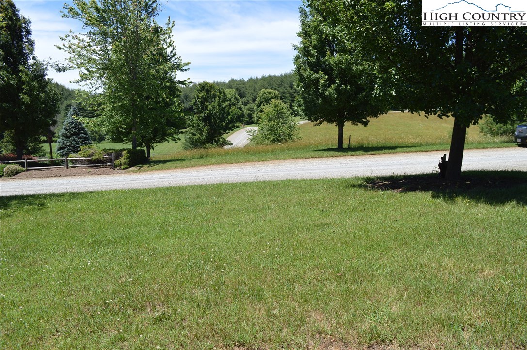 405 Bear Den Road Sparta, NC 28675 - Photo 38 of 44 Gallery Image 38