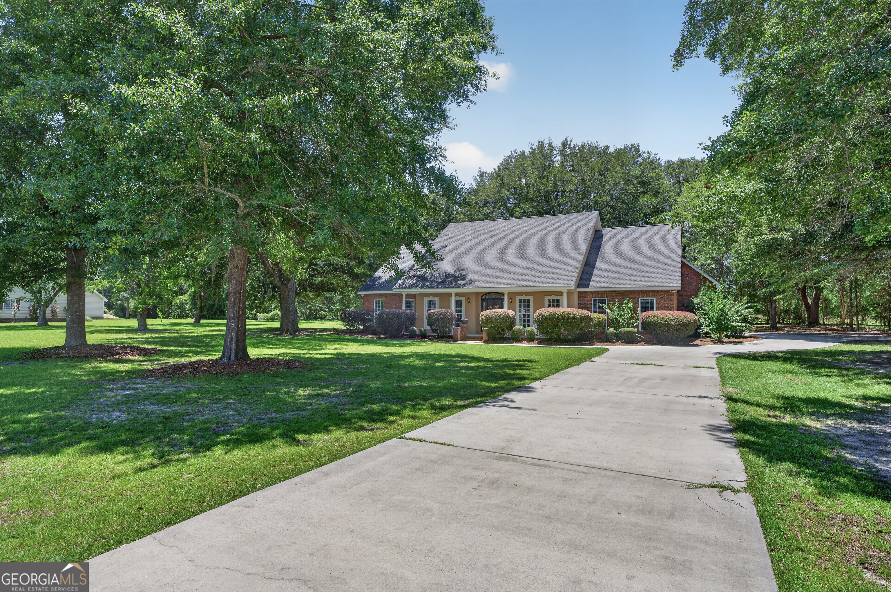 5543 Tara Road Waycross, GA 31503 - Photo 3 of 43