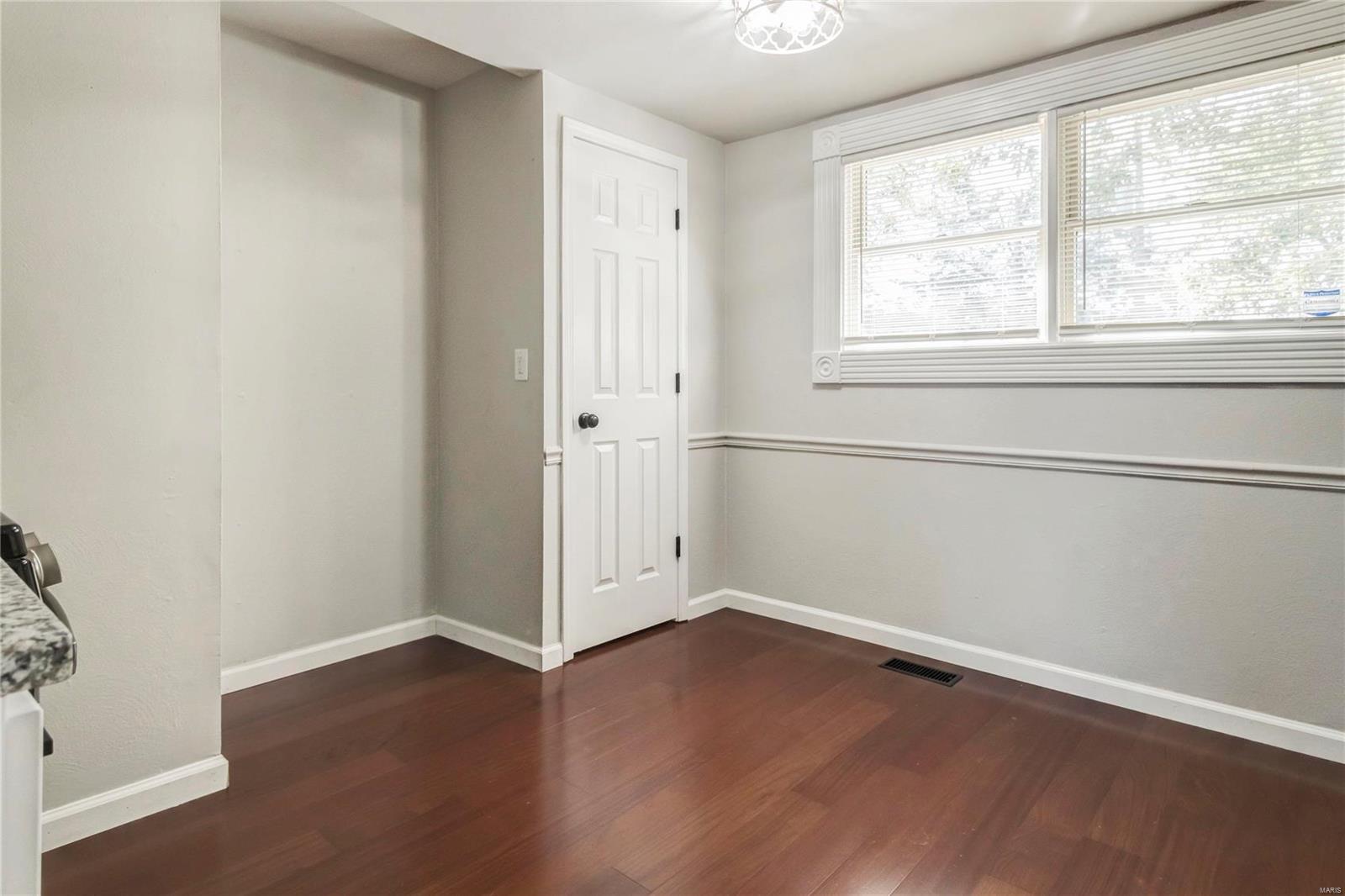 830 Derhake Road Florissant, MO 63033 - Photo 11 of 32 Gallery Image 11