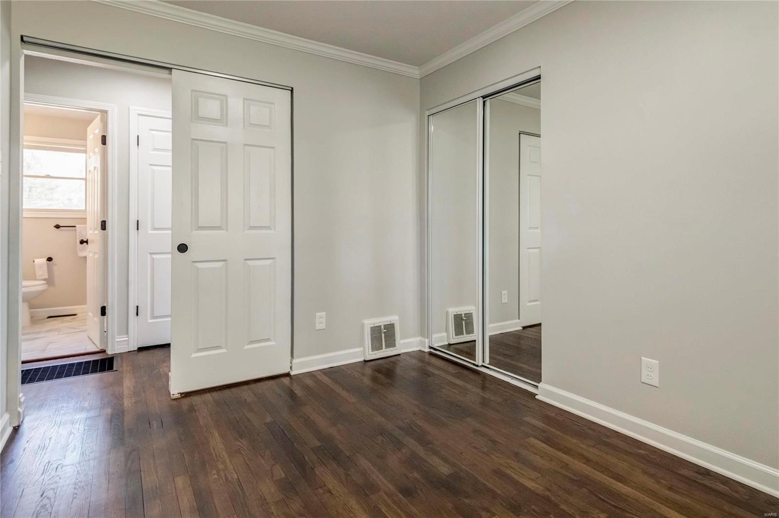 830 Derhake Road Florissant, MO 63033 - Photo 13 of 32 Gallery Image 13