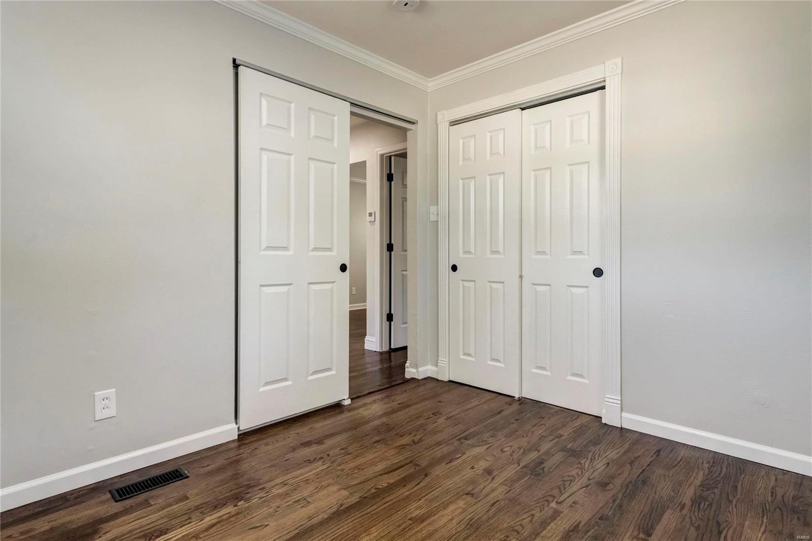 830 Derhake Road Florissant, MO 63033 - Photo 17 of 32 Gallery Image 17