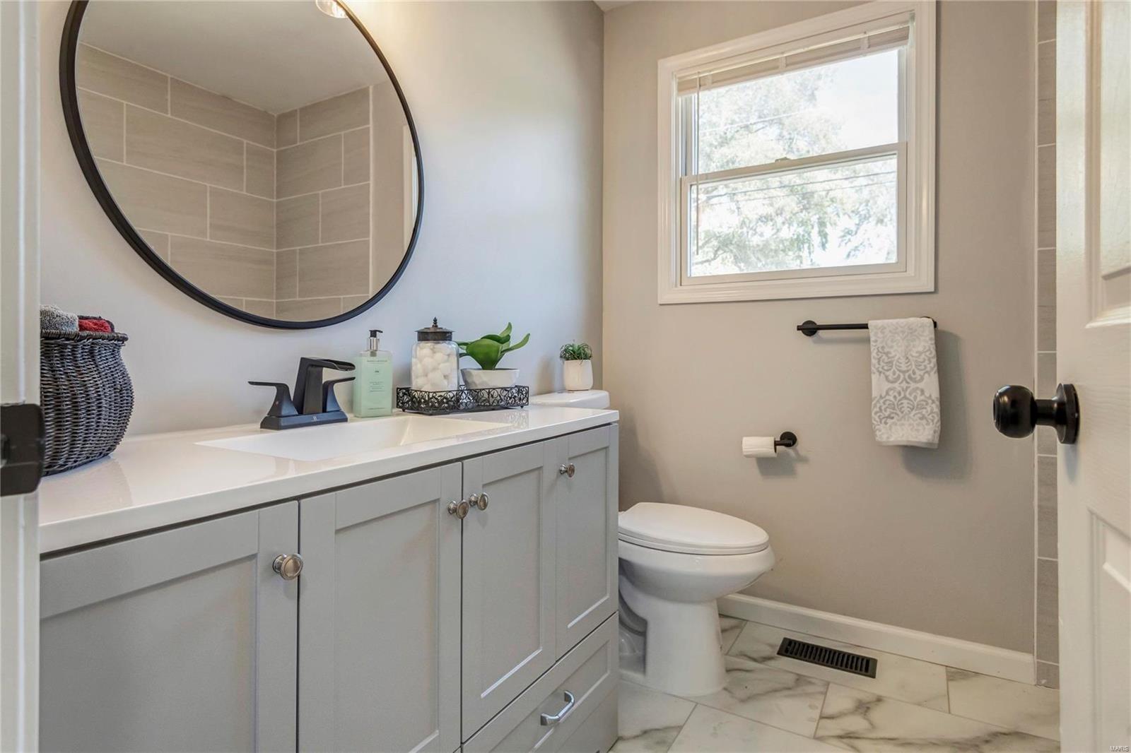 830 Derhake Road Florissant, MO 63033 - Photo 18 of 32 Gallery Image 18